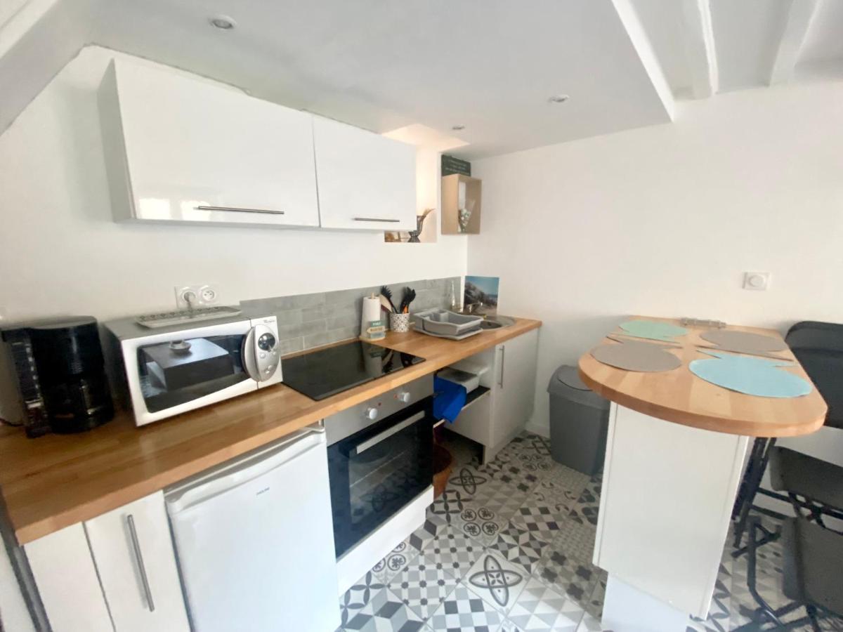 Charmante Maison Au Coeur De Villerville Luaran gambar
