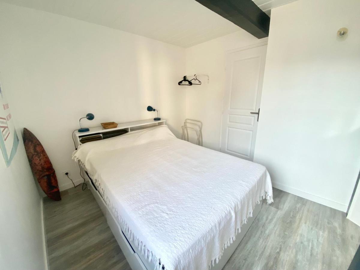 Charmante Maison Au Coeur De Villerville Luaran gambar